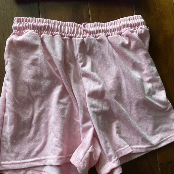 brand new matching set - Picture 3 of 3